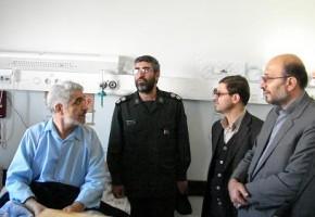 عیادت مسئولان از ایثارگران بستری در بیمارستان آیت الله موسوی زنجان