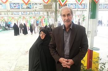 من هم دوست دارم در مدرسه درس بخوانم!