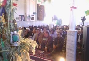 همگان در راه پاسداشت آرمان‌های شهدا گام برداریم