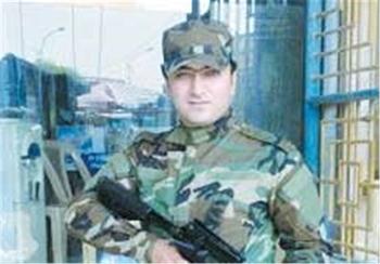 لباس تک سایز شهادت را به تن کرد