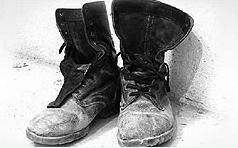 ماجراي پوتين هاي كهنه تيمسار چه بود