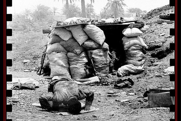 نمایشگاه عکس دفاع مقدس در نگارستان اشراق قم برپا شد