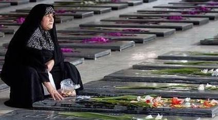 گلزار شهدا و امر به معروف یک مادر شهید