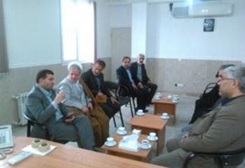 تکریم ایثارگران مهم ترین وظیفه کارمندان بنیاد است