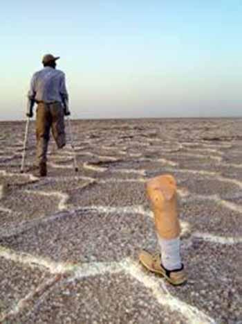 اسوه هاي ايثار؛ جلوه هاي ايستادگي