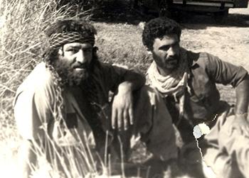 شهیدی که روی بازو نوشته بود: «فدایت شوم خمینی»