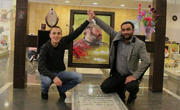 فرزند شهید همت درکنار"جهاد مغنیه" 