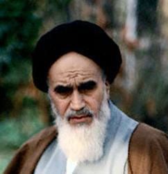 تصاویر / امام در زیر درخت سیب