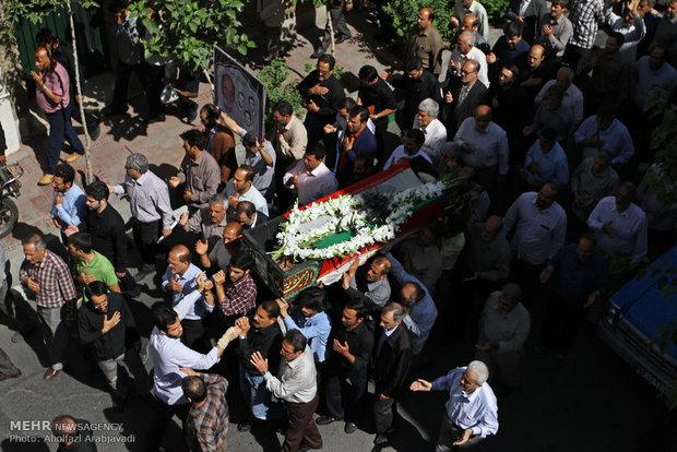 مادر شهیدان واضحی‌فرد درگذشت