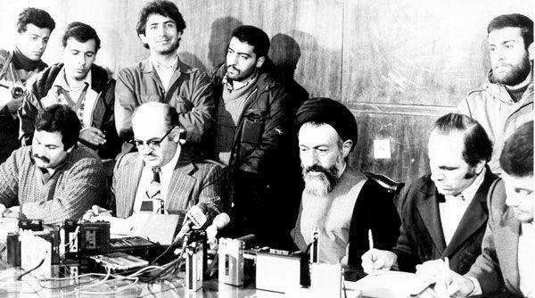 ماجرای زیرسیگاری طلای شهید بهشتی چه بود؟