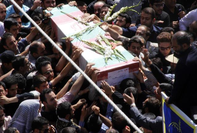 تشییع شهدای گمنام پارک صبای گل تپه