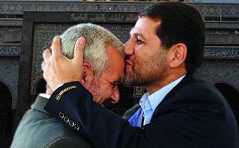 بوسه «مدافع حرم» بر پیشانی «مدافع حرم»