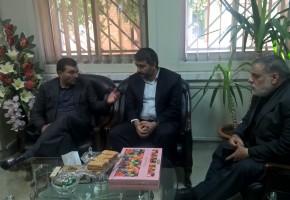 شهدا شجاعت و دلاورمردی را باایثارگری جامه عمل پوشاندند