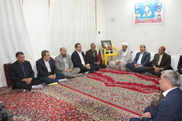 حضور استاندار خراسان جنوبی در منزل رئیس دانشگاه آزاد اسلامی بیرجند
