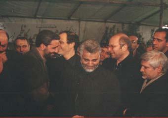  از گریه سردار سلیمانی تا حضور سیاسیون در تشییع سردار شهید کاظمی