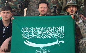 یک پرچم خاص در دستان «مجاهدان فی سبیل الله»