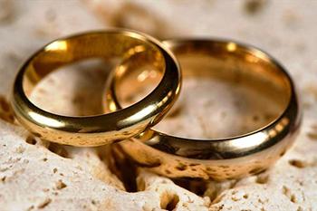 می خواهم حلقه ازدواجم را هدیه کنم!