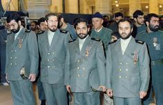 عکس / فرماندهان در آخرین روزهای بی درجه